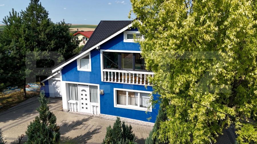 Casă individuală cu 4 camere cu Garaj în Rediu