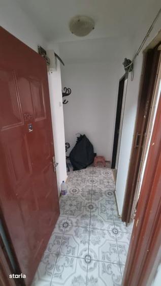 Apartament cu 2 camere în Tei