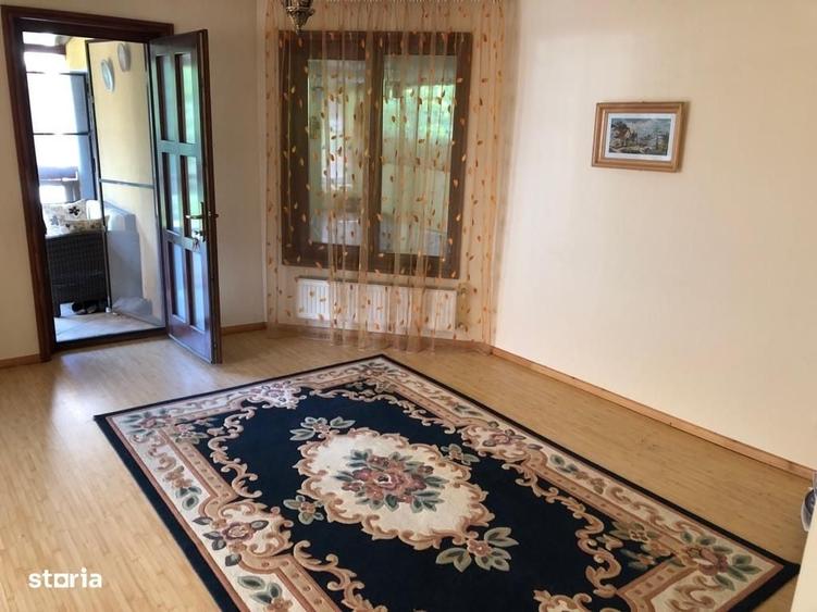 Casă cu 4 camere cu Teren 2200 Mp în Gârleni