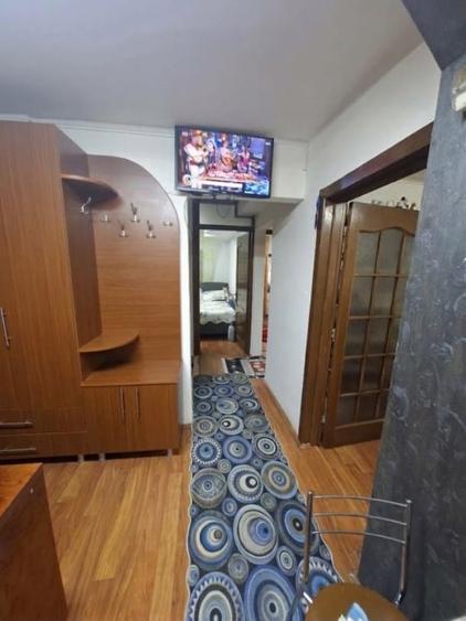 Apartament cu 3 camere decomandat, mobilat în Brazda lui Novac