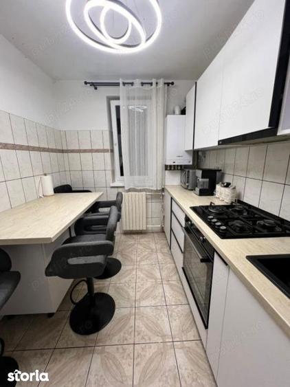 Apartament cu 2 camere, mobilat în Tomis II