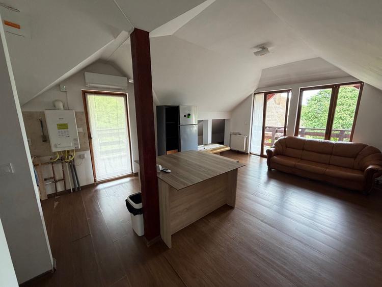 Apartament cu 2 camere decomandat în Exterior Vest