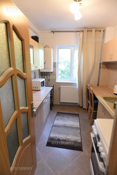 Apartament cu 2 camere semidecomandat în Piața