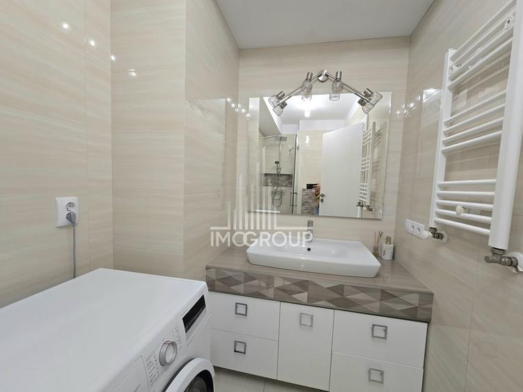 Apartament cu 3 camere semidecomandat, mobilat în Gheorgheni