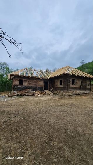 Casă cu 3 camere în Groși