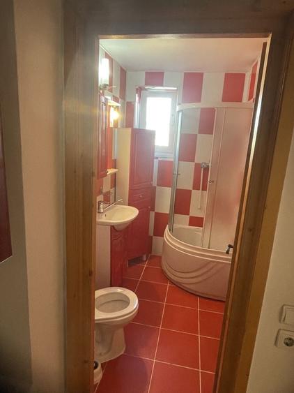 Inchiriez apartament cu doua camere in Petrosani - 1