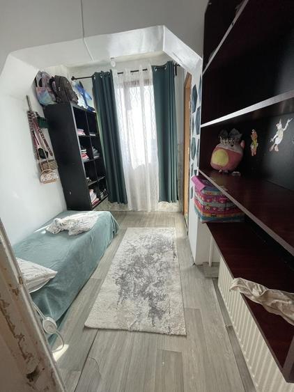 Apartament cu 3 camere decomandat în Giulești