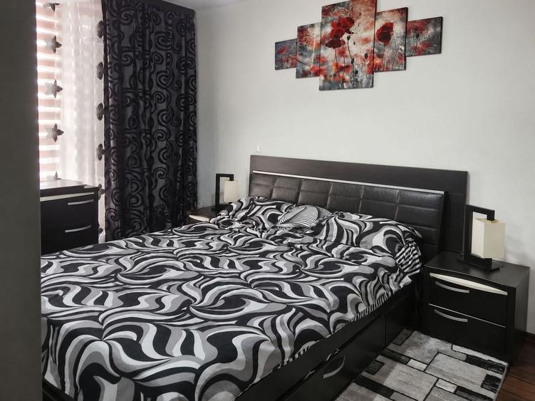 Apartament cu 3 camere decomandat, mobilat în Soarelui