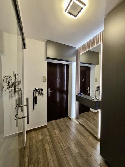 Apartament cu 4 camere în Gorjului