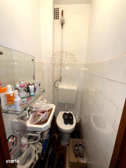 Apartament cu 4 camere decomandat în Drumul Taberei