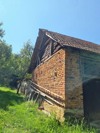 Casă cu 4 camere în Criștioru de Jos