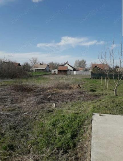 Teren de 1290 mp, în Turnu