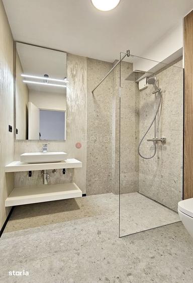 Apartament cu 3 camere în Brașovul Vechi