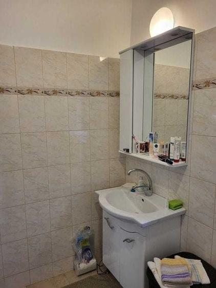 Casă cu 3 camere în Central