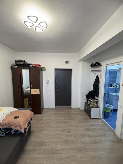 Garsonieră semidecomandată în Rahova