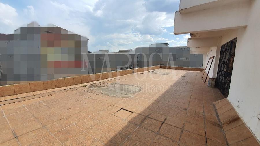 Apartament cu 3 camere decomandat, mobilat în Dacia