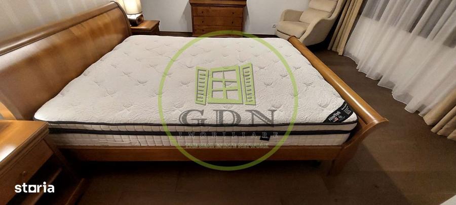 Apartament cu 3 camere, mobilat în Sub Arini