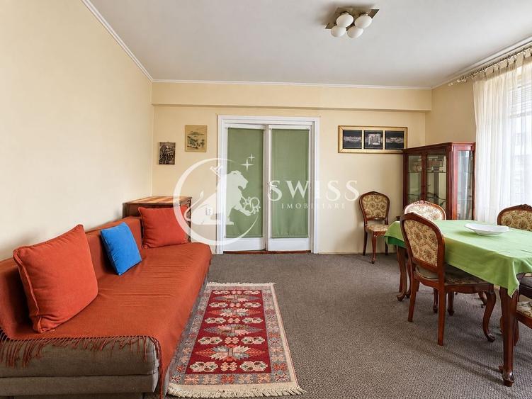 Apartament cu 2 camere semidecomandat, mobilat în Central