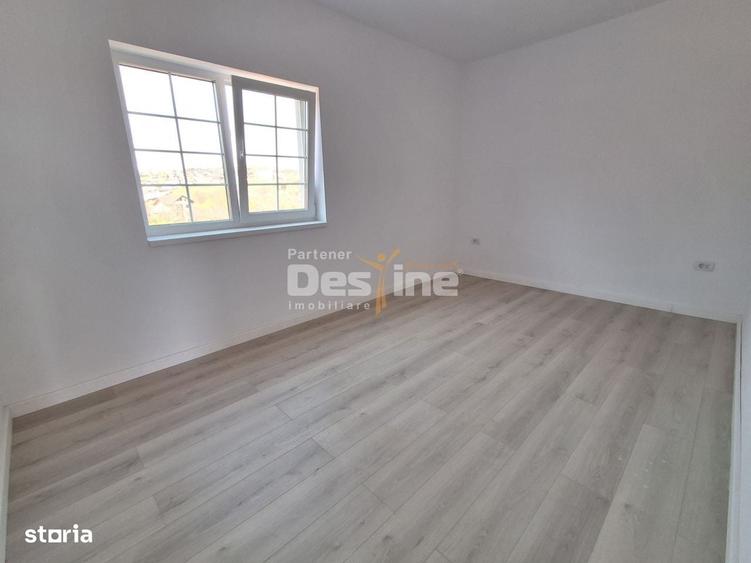 Casă cu 4 camere în Valea Adâncă