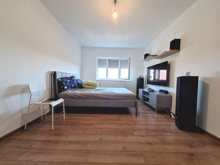 Apartament cu 2 camere decomandat, mobilat în Freidorf