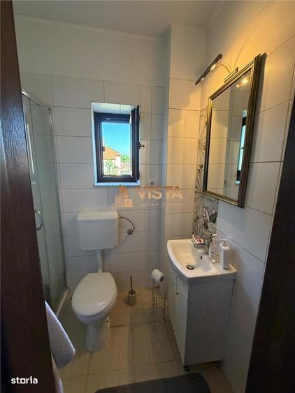 Casă cu 4 camere în Centrul Civic