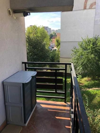 Apartament cu 2 camere semidecomandat în Plopilor