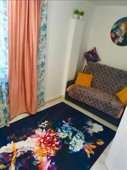 Casă cu 4 camere cu Teren 70 Mp în Dorobanților