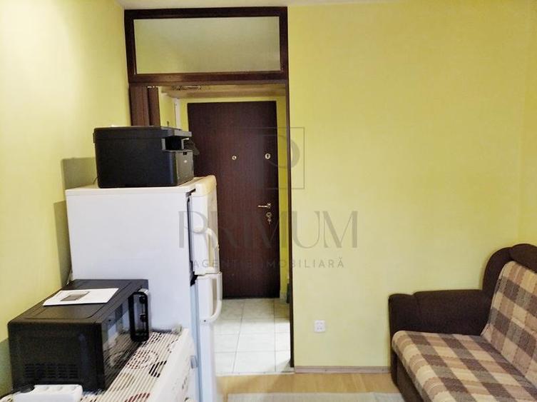 Garsonieră semidecomandată, mobilată în Complex Studențesc