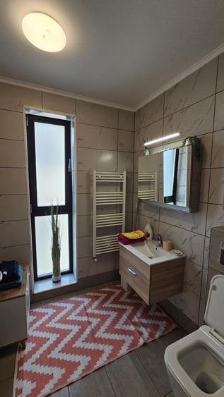 Apartament cu 2 camere decomandat, mobilat în Exterior Vest