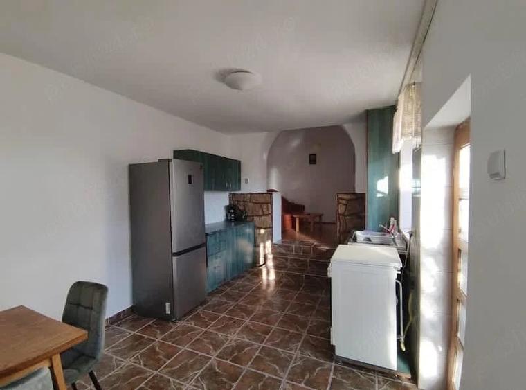 Casă cu 2 camere cu Teren 360 Mp în Central
