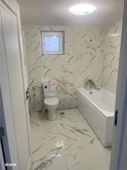 Casă cu 4 camere cu Canalizare în Dobroești