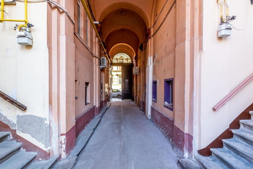 Apartament cu 2 camere semidecomandat în Central