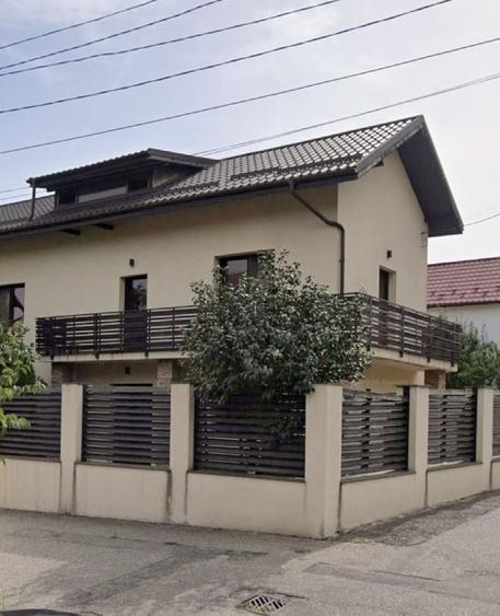 Casă cu 4 camere cu Teren 600 Mp în Trivale