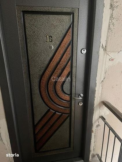 Vand apartament 2 camere.