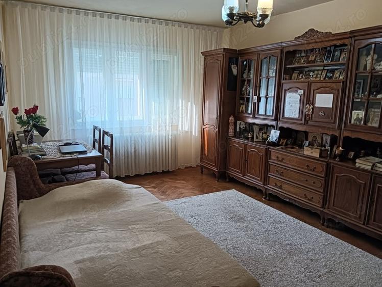 Garsonieră decomandată în Beiuș