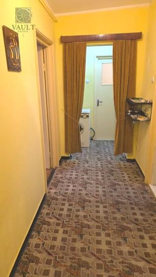 Apartament cu 3 camere decomandat, mobilat în Mazepa 1