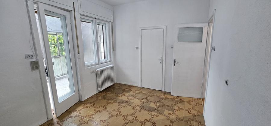 Apartament cu 3 camere decomandat în Iosefin