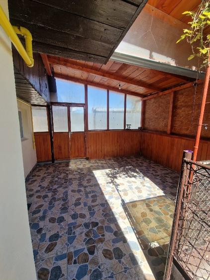 Casă cu 3 camere cu Teren 1352 Mp în Horia
