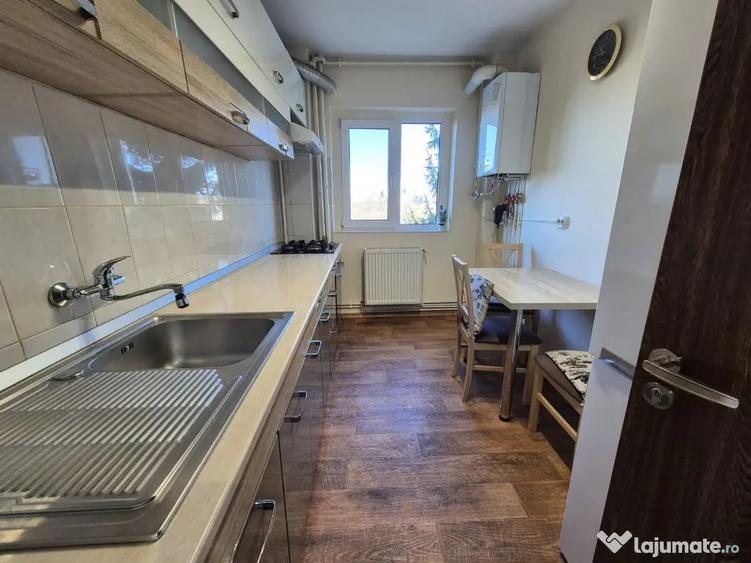 Apartament cu 2 camere decomandat în Centrul Civic
