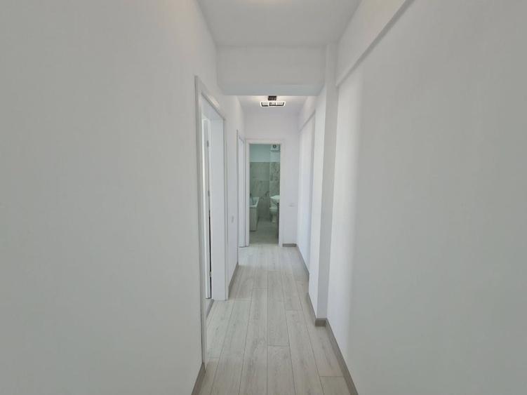 Apartament cu 3 camere semidecomandat în Someșeni