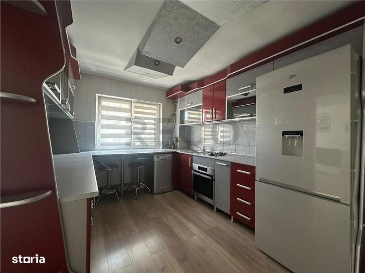 Apartament cu 3 camere în Iosia