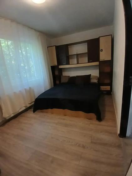 Apartament cu 2 camere semidecomandat în Dacia