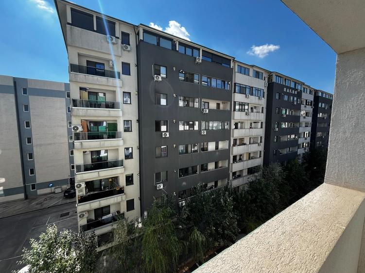 Apartament cu 2 camere decomandat în Militari