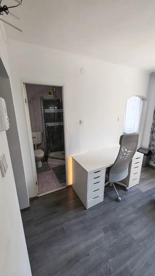 Garsonieră decomandată în Complex Studențesc