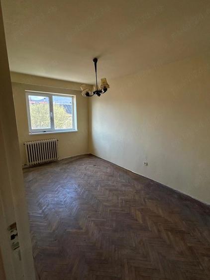 Vand apartament 3 camere Deva - 2