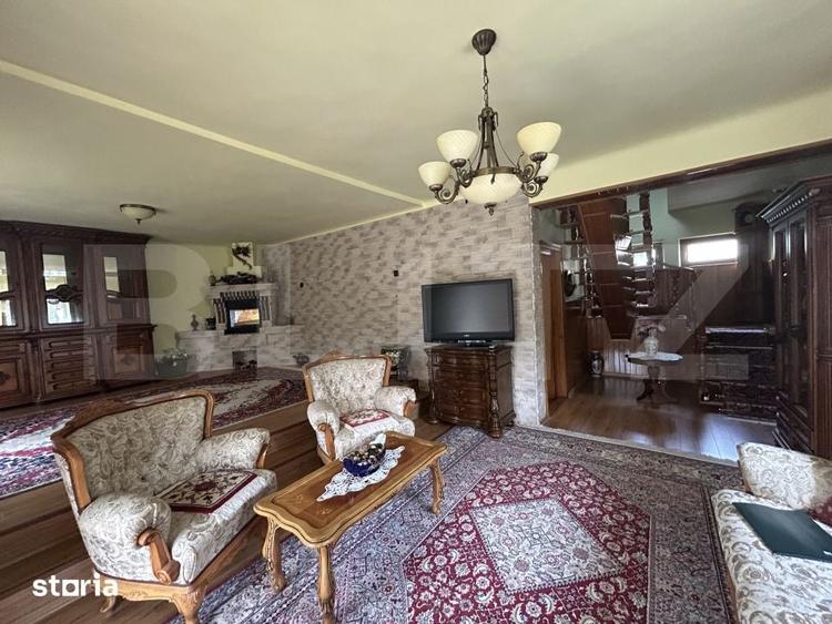 Casă cu 5 camere cu Teren 557 Mp în Central