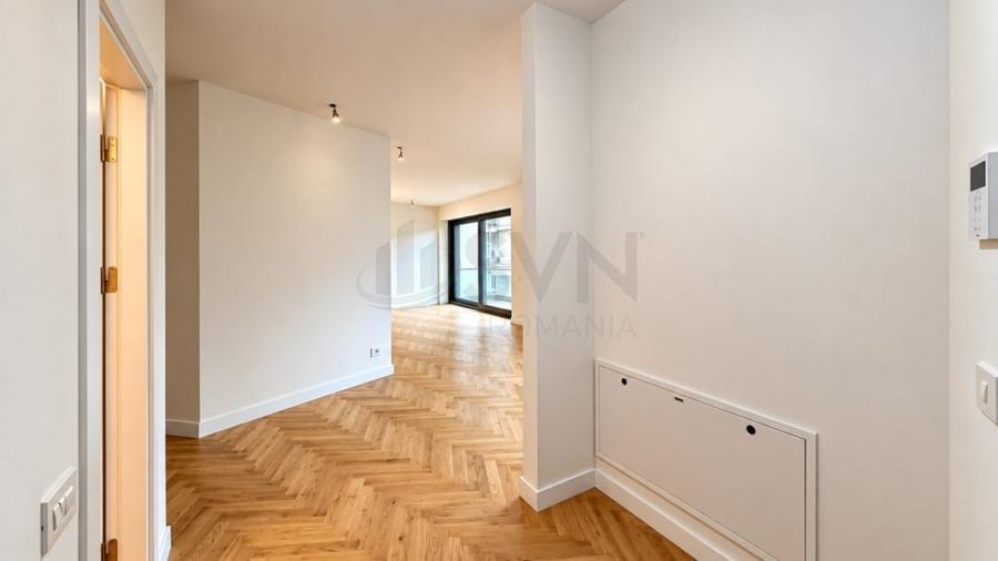 Apartament cu 3 camere decomandat în Herăstrău