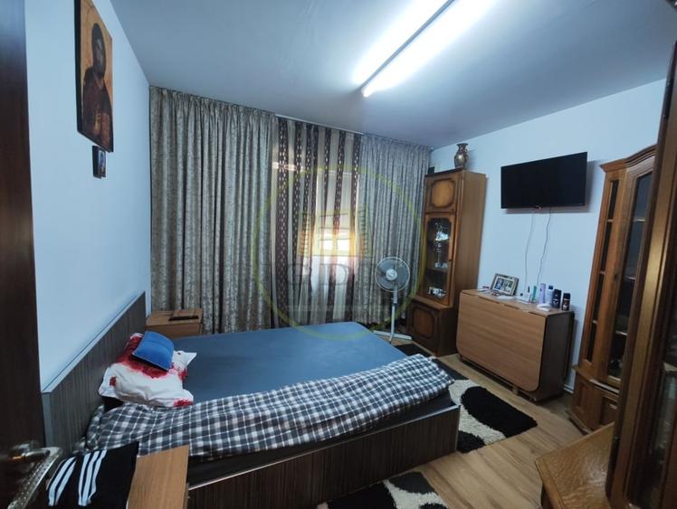 Casă individuală cu 5 camere cu Teren 233 Mp în Brestei