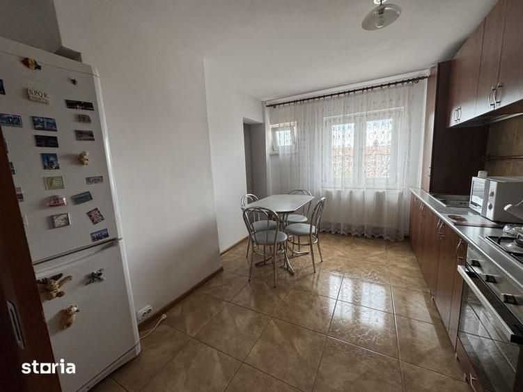 Apartament cu 3 camere în Central