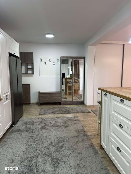 Apartament cu 2 camere semidecomandat în Micro 16